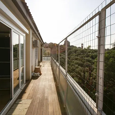 Luxe Vatican Penthouse דירה